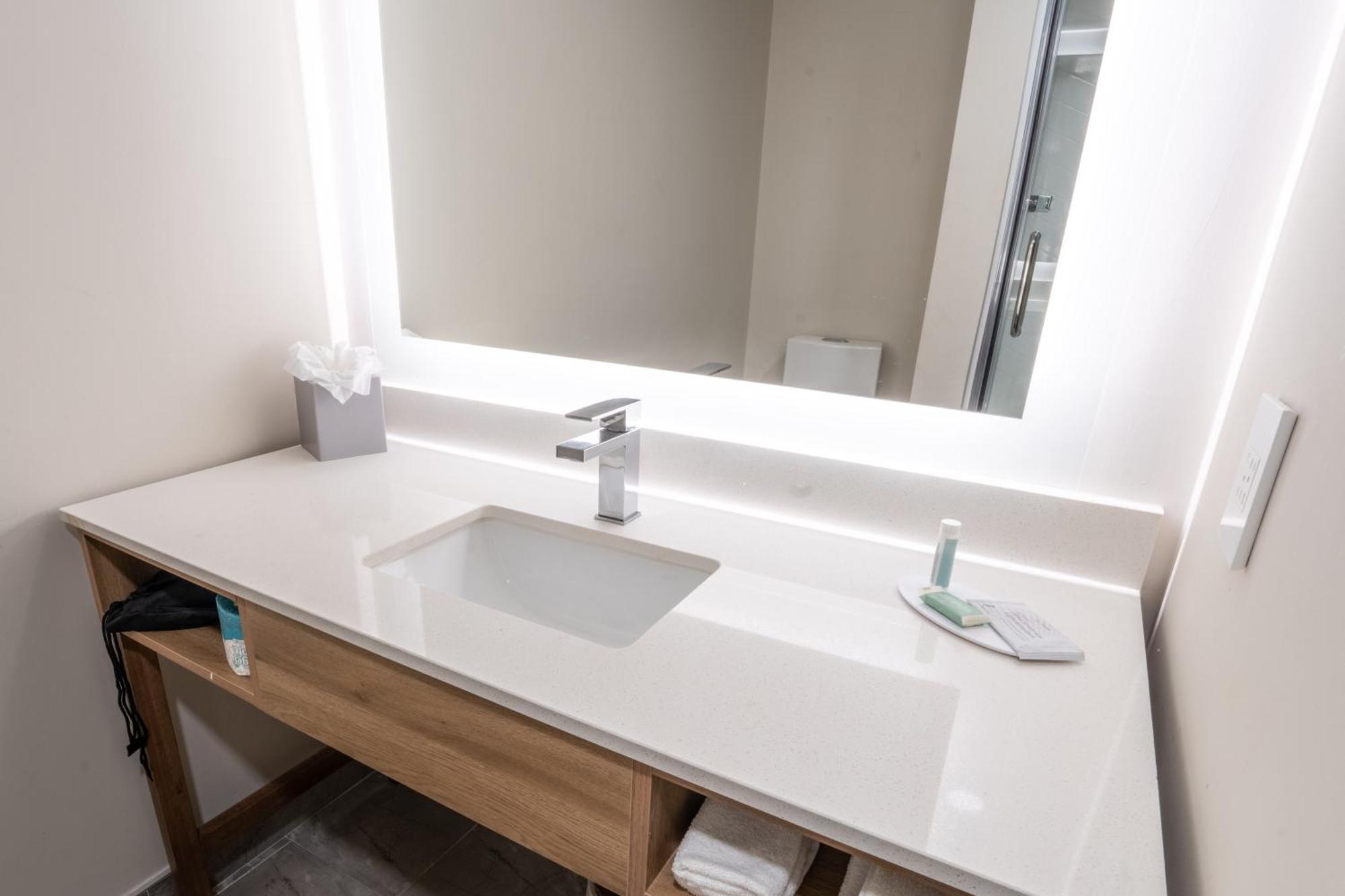 Fairfield Inn & Suites Jacksonville Butler Boulevard Экстерьер фото