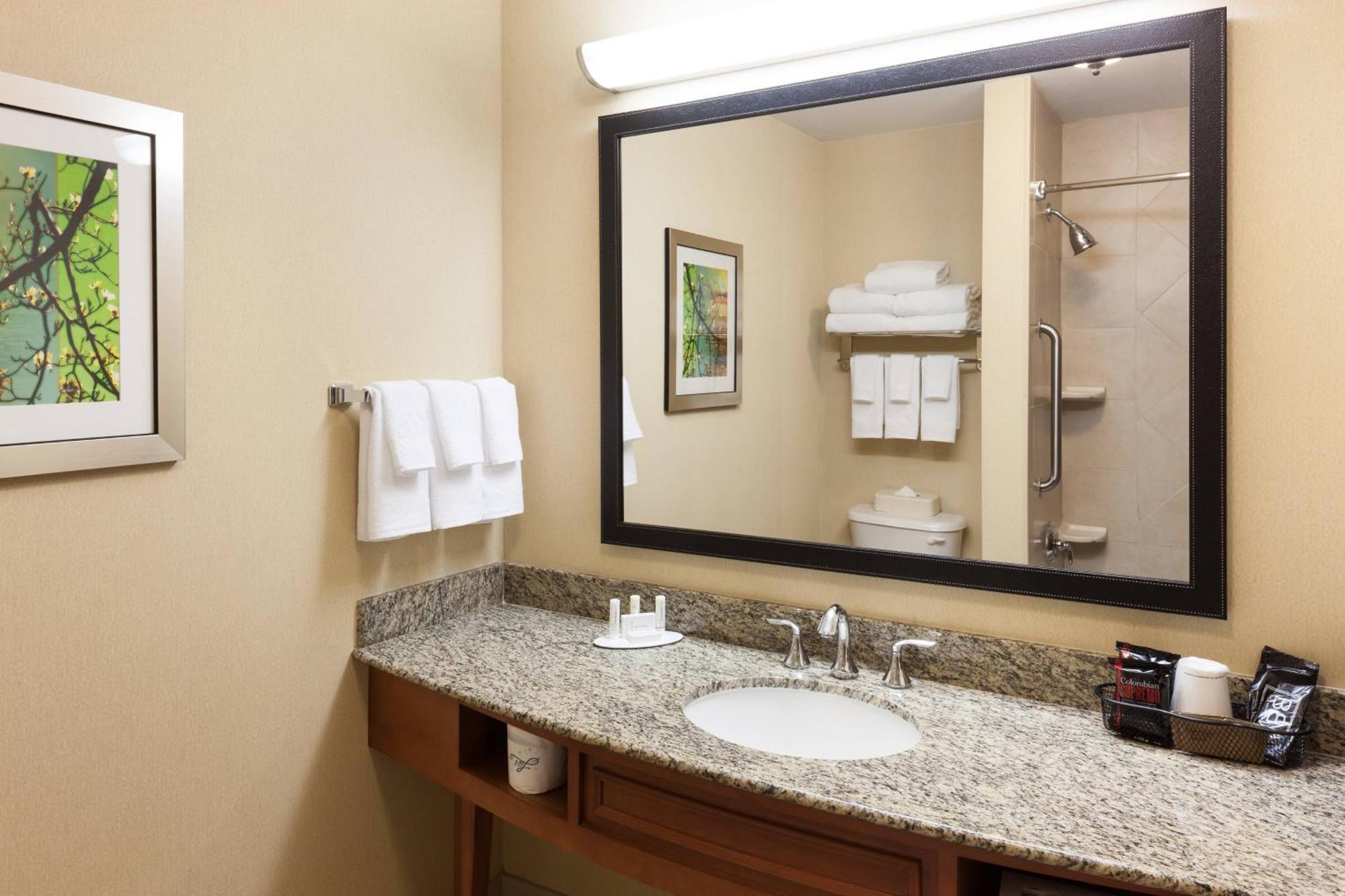 Fairfield Inn & Suites Jacksonville Butler Boulevard Экстерьер фото