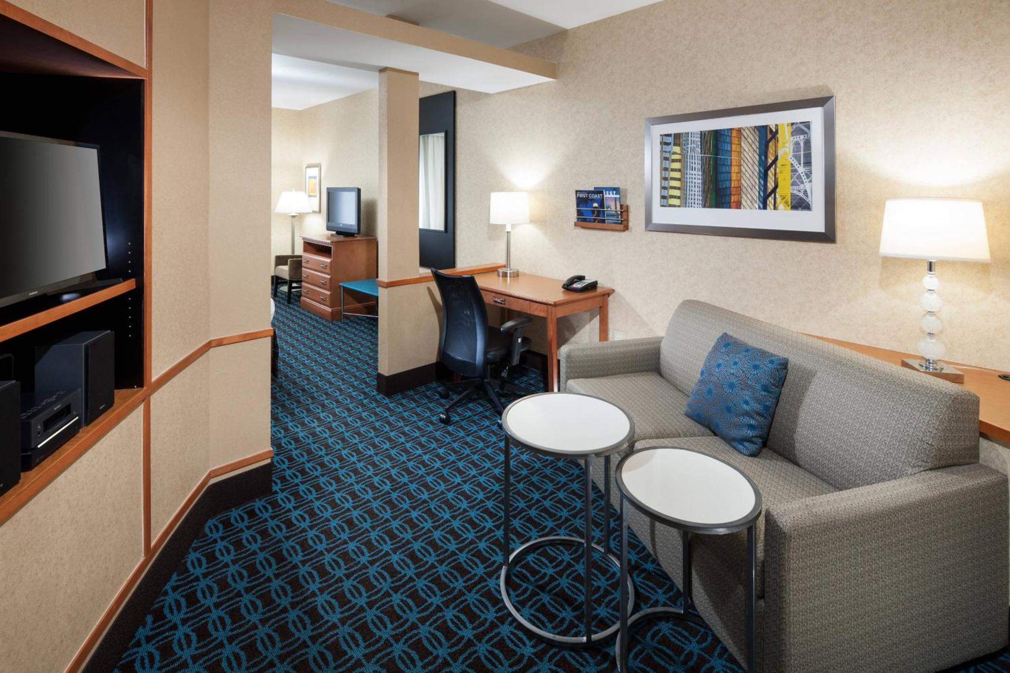 Fairfield Inn & Suites Jacksonville Butler Boulevard Экстерьер фото